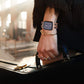 "Leath" Apple Watch Armband aus Metall mit Kunstlederriemchen